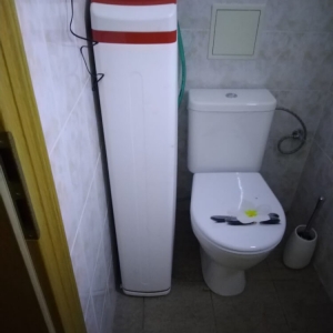 malý zmäkčovač do malého wc
